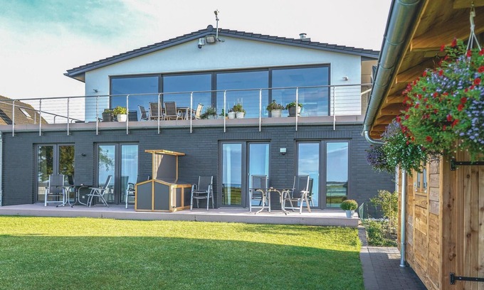 Olpenitzdorf Apartment | Cozy apartment in Kappeln with WiFi