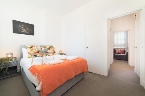 Hammersmith and Fulham Apartment | Cozy Apartment in the Heart of Fulham, London