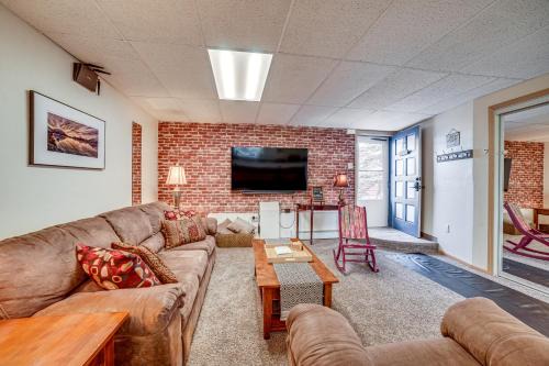 Russian Jack Park Apartment | Cozy Apartment Less Than 4 Miles to Downtown Anchorage!