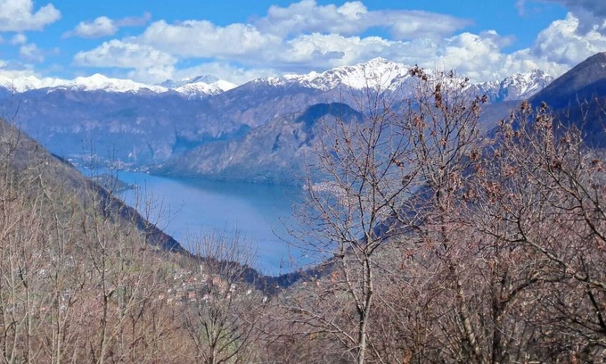 Casasco d'Intelvi Apartment | Cozy apartment surrounded by nature with lake view