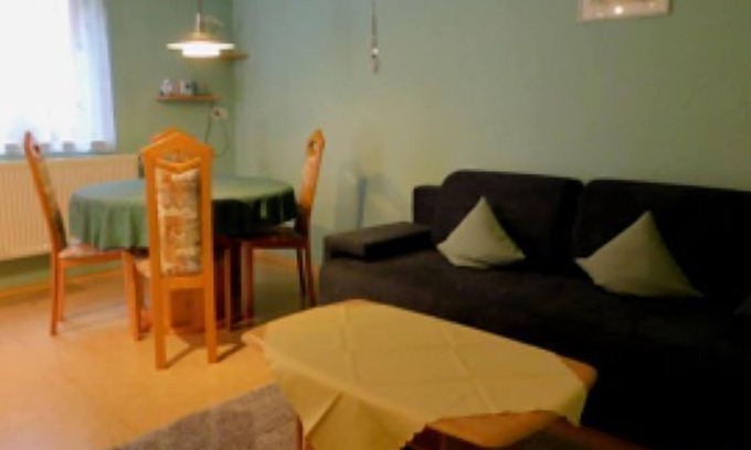 Dettelbach Apartment | Cozy basement apartment (40sqm) with terrace