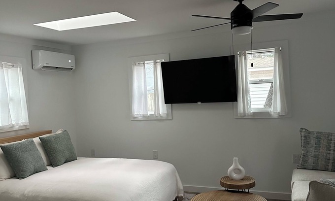 Yaupon Beach Apartment | Cozy beach studio within walking distance to the beach.