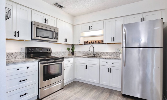 Deltona Lakes House | Cozy Beach-Themed Home. Springs and Beach nearby!