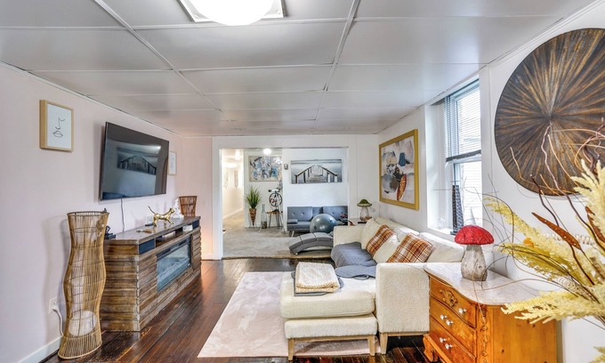 Chester Apartment | Cozy Berkshires Vacation Rental Near Hiking!