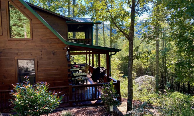 Aska Cabin | Cozy Cabin w/great views, and close to Aska hiking trails!- Blue Ridge