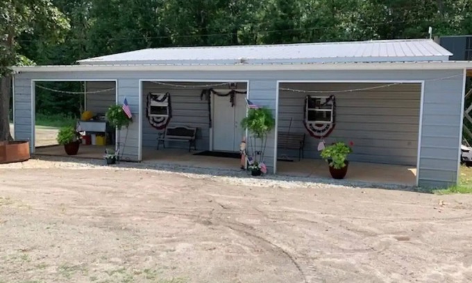 Clarendon County Cabin | Cozy Camping Cabin on Lake Marion near Congaree Nat Park