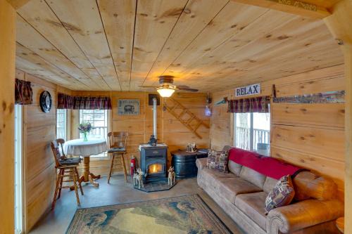 Oak Hill House | Cozy Catskills Home with Pond on 2 Acres!