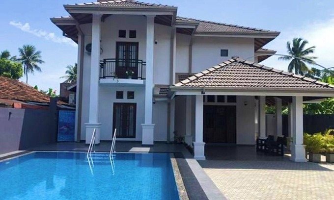 Negombo House | Cozy central villa within walking distance of major attractions