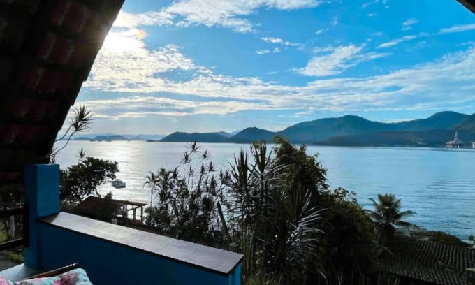 Biscaia Ski Chalet | Cozy chalet with beautiful views and direct access to the sea.