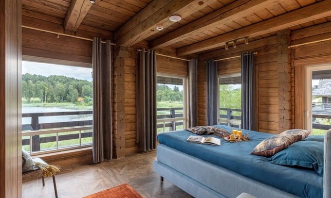 Amata Villa | Cozy Chalet With hot tub and Sauna in Secluded Eco-village