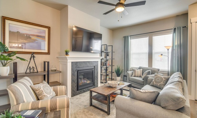 Loveland House | Cozy Colorado Home w/Putting Green Near Loveland!