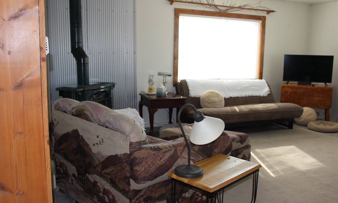 White Sulphur Springs House | Cozy & comfortable little 2-bedroom home in White Sulphur Springs. n