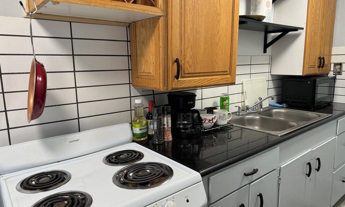 Murray Apartment | Cozy & Convenient 2-bedroom Home in central Murray