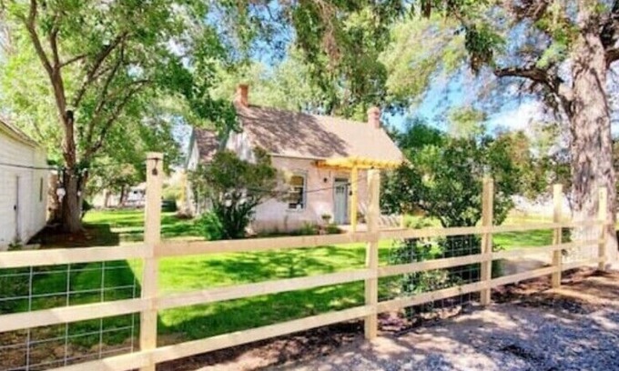 Minersville House | Cozy Cottage Close to Reservoirnn