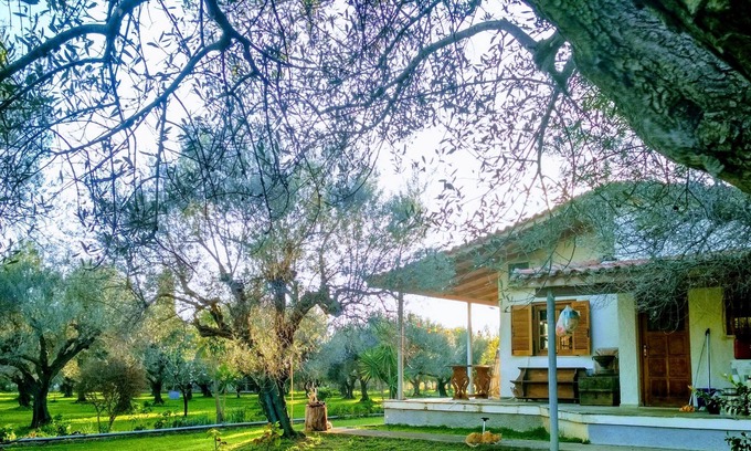 Gefira Mpania Cottage | Cozy cottage in Nafpaktos for travelers and dreamers