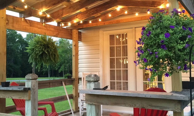 Swansboro Cottage | Cozy cottage retreat, just 8.4 miles from the beautiful beaches of Emerald Isle