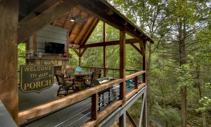 Epworth House | Cozy Creek