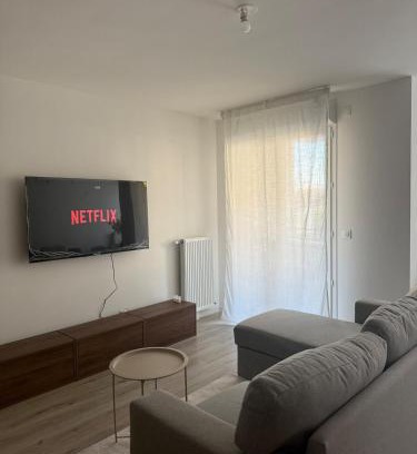 Persan Apartment | Cozy et élégant à 2 minutes de la Gare de Persan