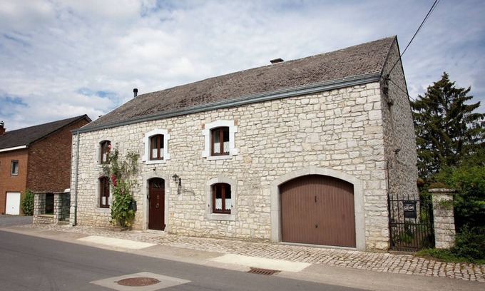 Humain House | Cozy family home in Humain