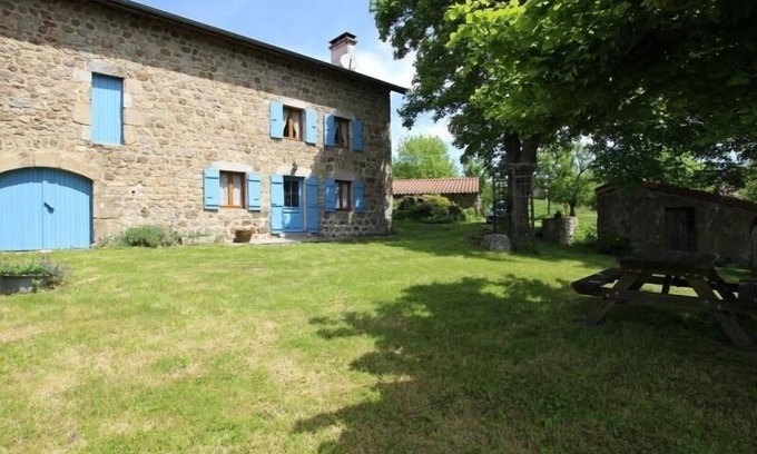 Lapte Cottage | Cozy Farmhouse near Lapte with Nature Views, Near Lake, Pet Friendly, Fireplace & Full Amenities