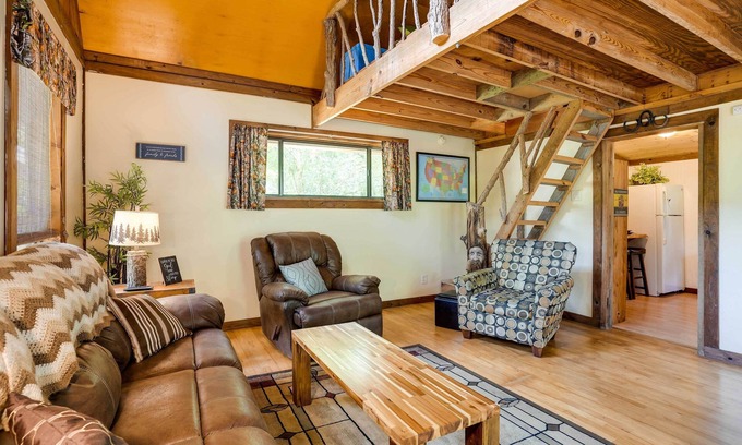 Menlo Apartment | Cozy Georgia Abode w/Deck, Fire Pit & Lake Access