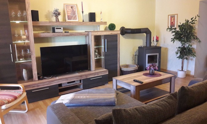Uehlingen-Birkendorf Apartment | Cozy guest accommodation for vacationers and commuters