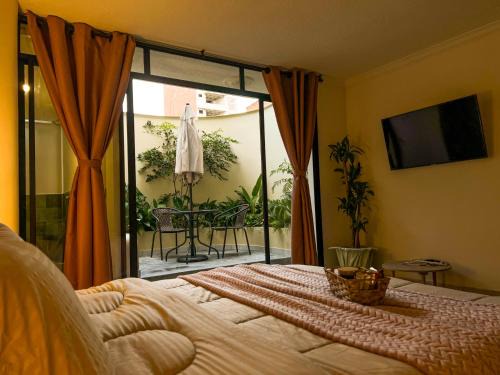 La Castellana Apartment | Cozy Haven, A Relaxing Living Room Retreat
