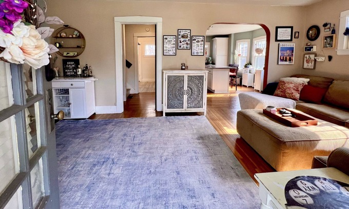 Saint Joseph House | Cozy, historic, pet-friendly home!