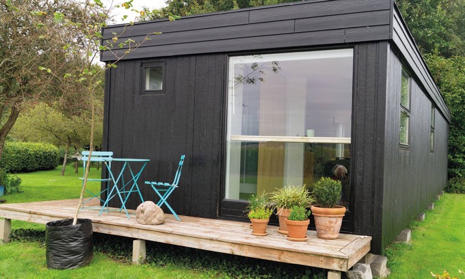 Hejlsminde Strand House | Cozy holiday home with views near the beach