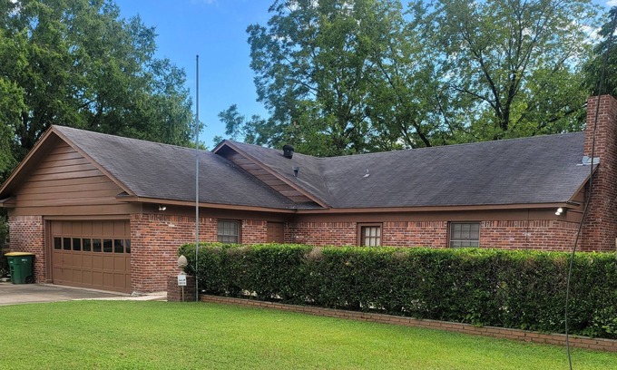 Little Rock House | Cozy home away from home with all amenities needed. This home has 4 bedrooms