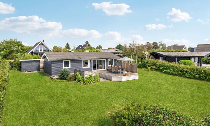 Næs House | Cozy home in Assens with house sea view