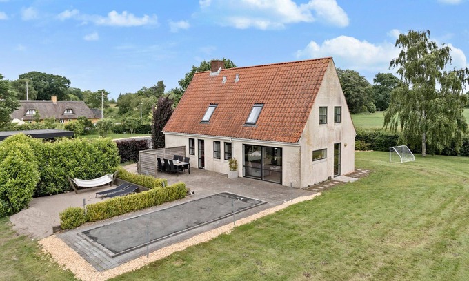 Skovbyballe House | Cozy home in Haderslev with WiFi