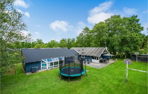 Helberskov Strand House | Cozy Home In Hadsund With Sauna