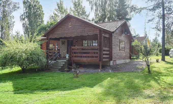 Holmsjo House | Cozy home in Holmsjö with kitchen