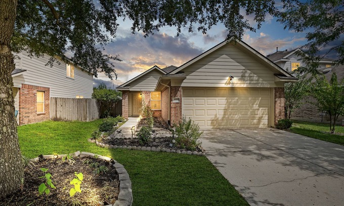 Humble House | Cozy Home in Humble near IAH