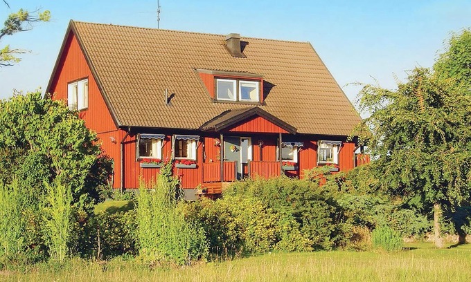 Strangnas Municipality House | Cozy home in Strängnäs with sauna