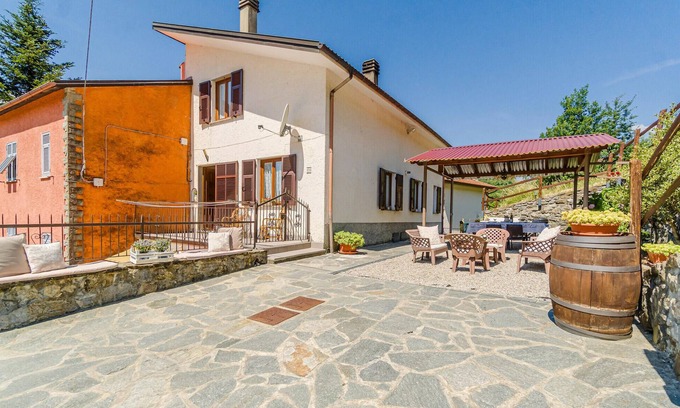Varese Ligure House | Cozy home in varese ligure (sp)