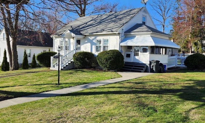 Scranton House | Cozy home near downtown & Montage Mountain