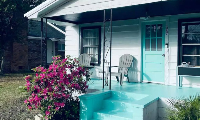 Brooklet House | Cozy Home Near GSU/Walk to Food, Shop & Chill