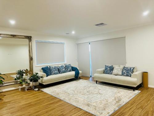Delacombe House | Cozy Homez Ballarat - Home stay