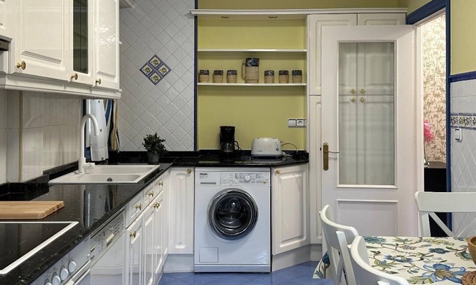 Otxandio Apartment | cozy house in the same main square of the town
