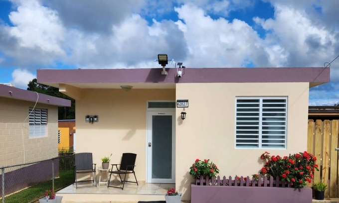 Cocos House | Cozy Island Home