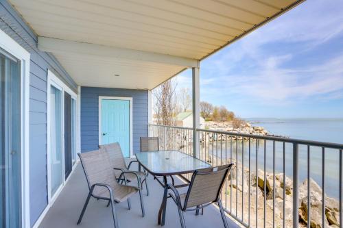 Put-in-Bay Apartment | Cozy Lakefront Middle Bass Retreat with Balcony
