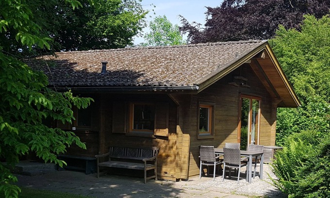 Steinberg House | Cozy log cabin on a historic three-sided farm - Ferienhaus Ströh