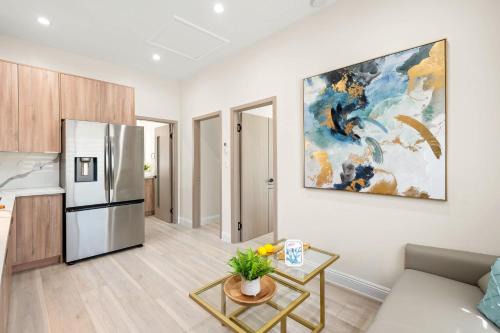 Mount Wilson House | Cozy Modern Home w Full Kitchen & Parking