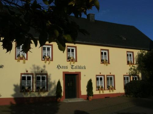 Morscheid-Riedenburg Apartment | Cozy Morbach Getaway