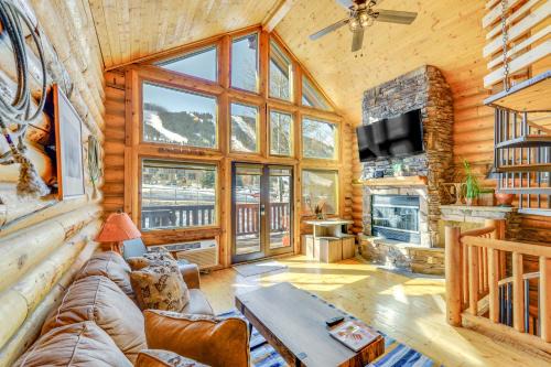 Jackson Apartment | Cozy Mountain Condo Across From Snow King Ski Mtn!