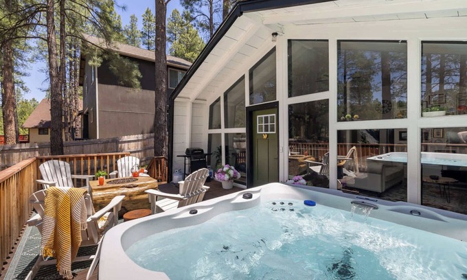 Kachina Village House | Cozy Mountain Mushroom Cabin