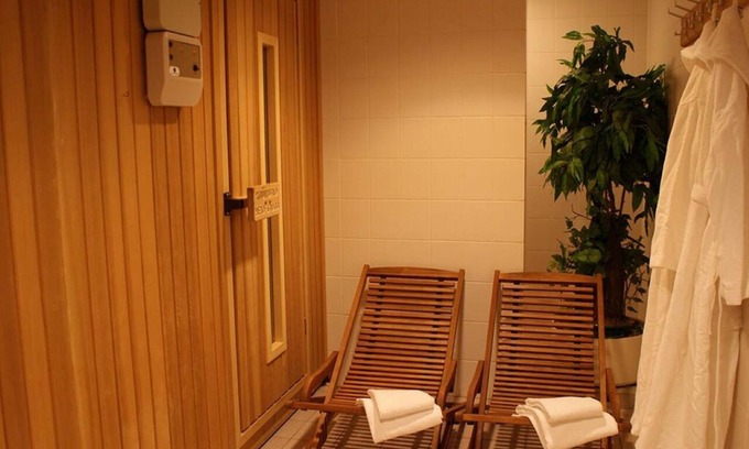 Oisterwijk Hotel | Cozy Nature Escape | Free Breakfast, Forest Views and Trails - 4 Units