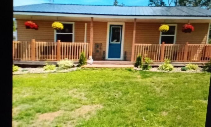 Grand Tracadie House | Cozy Nest situated in Grand Tracadie 5minutes from beaches,golfing,fishing,